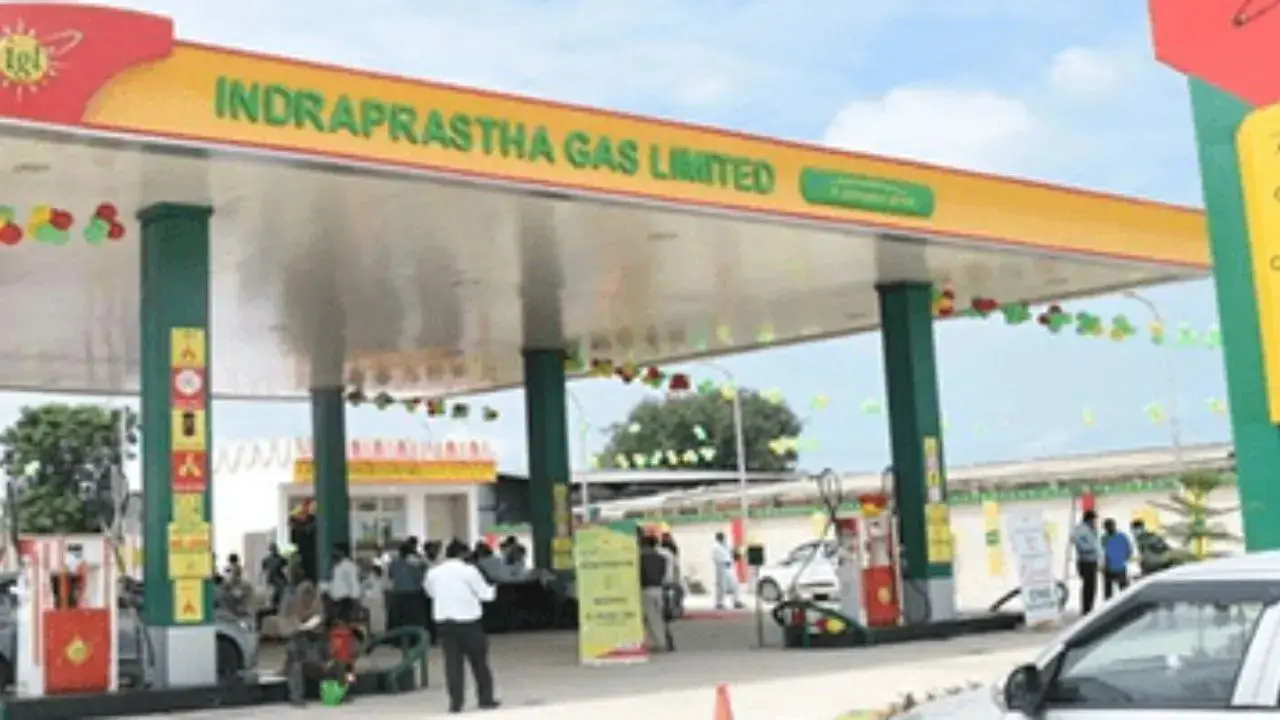 Another hike pushes CNG prices up by Rs 2 per kg across Delhi NCR for fourth time in two weeks IGL hikes CNG price for fourth time in two weeks. File Pic